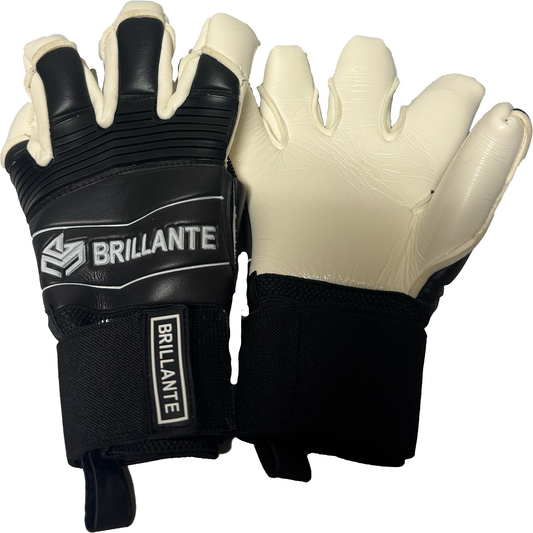 BRILLANTE（ブリランテ）のプロ仕様ゴールキーパーグローブ。高グリップラテックス使用。
